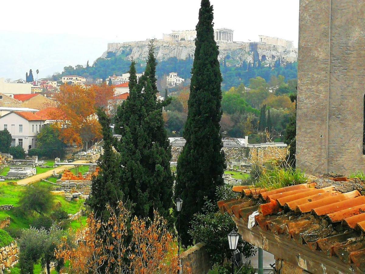 Semedaki, A Modern In The Centre Of History * אתונה